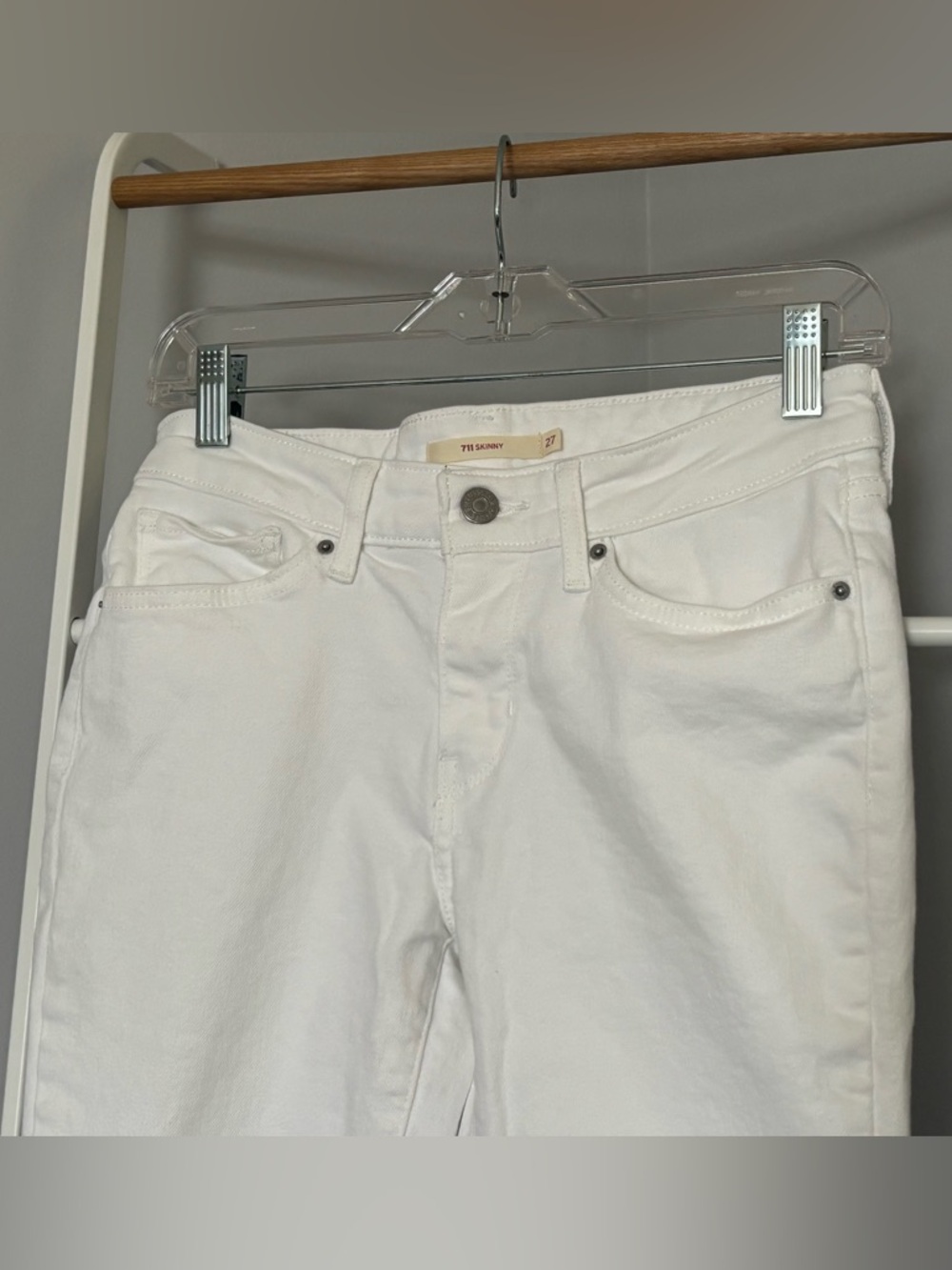 Levi's 711 White Skinny Jeans for Women - Picture 9 of 16